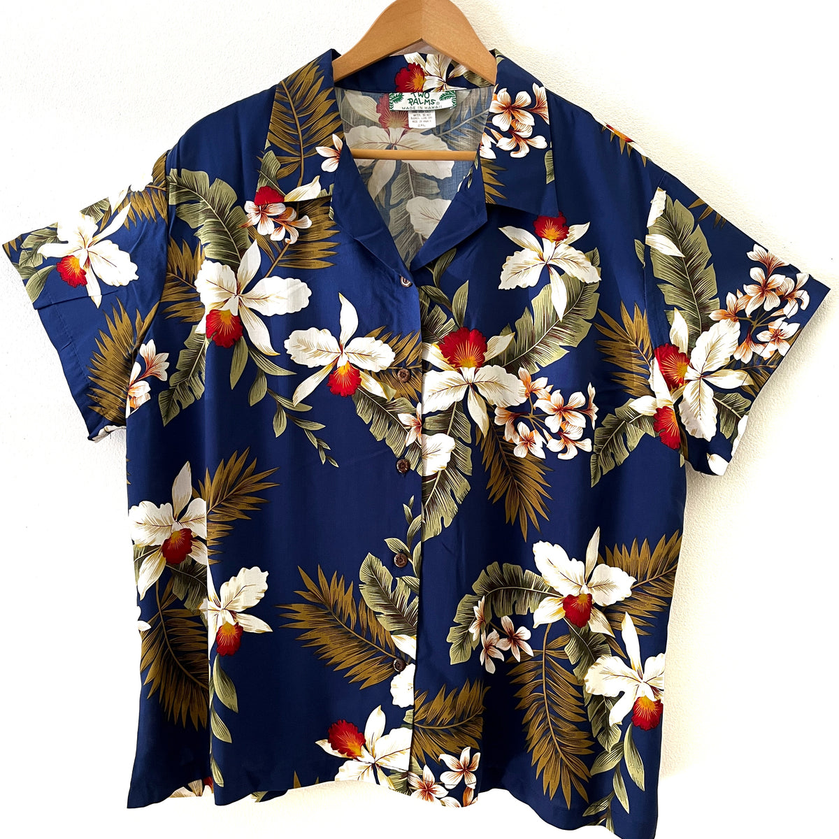 Ladies Hawaiian Blouse - Blue Orchid Garden