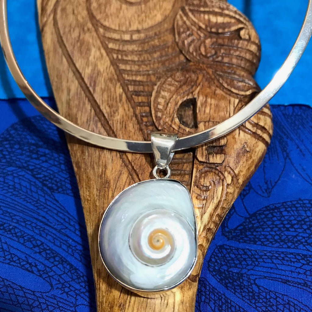 Island jewelry cinnerus shell pendant necklace with a stirling silver setting | Aloha Products USA