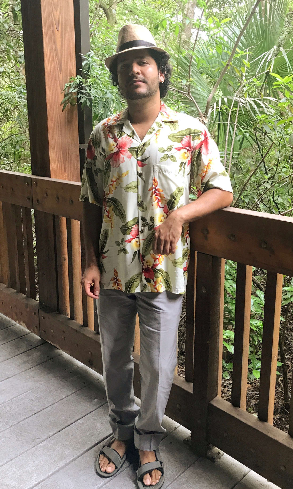 Hawaiian hibiscus shirt for matching couple outfit | Aloha Products USA