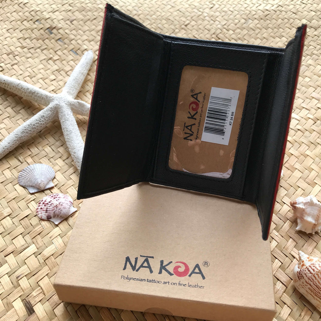 Mens brown Hawaiian trifold leather wallet with gift box